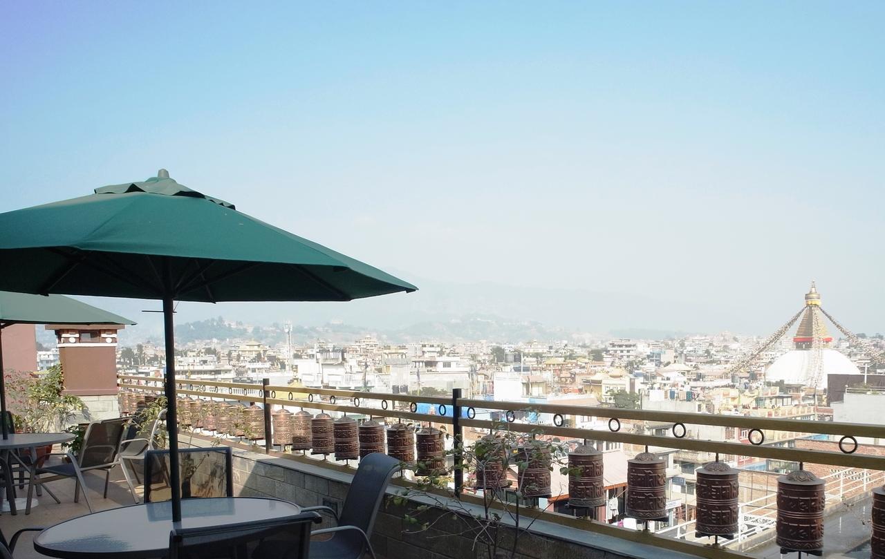 Hotel Tibet International Катманду Екстериор снимка