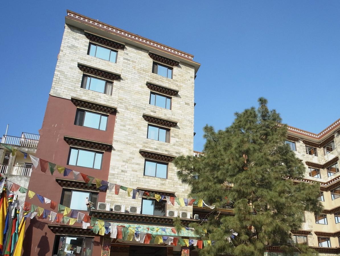 Hotel Tibet International Катманду Екстериор снимка