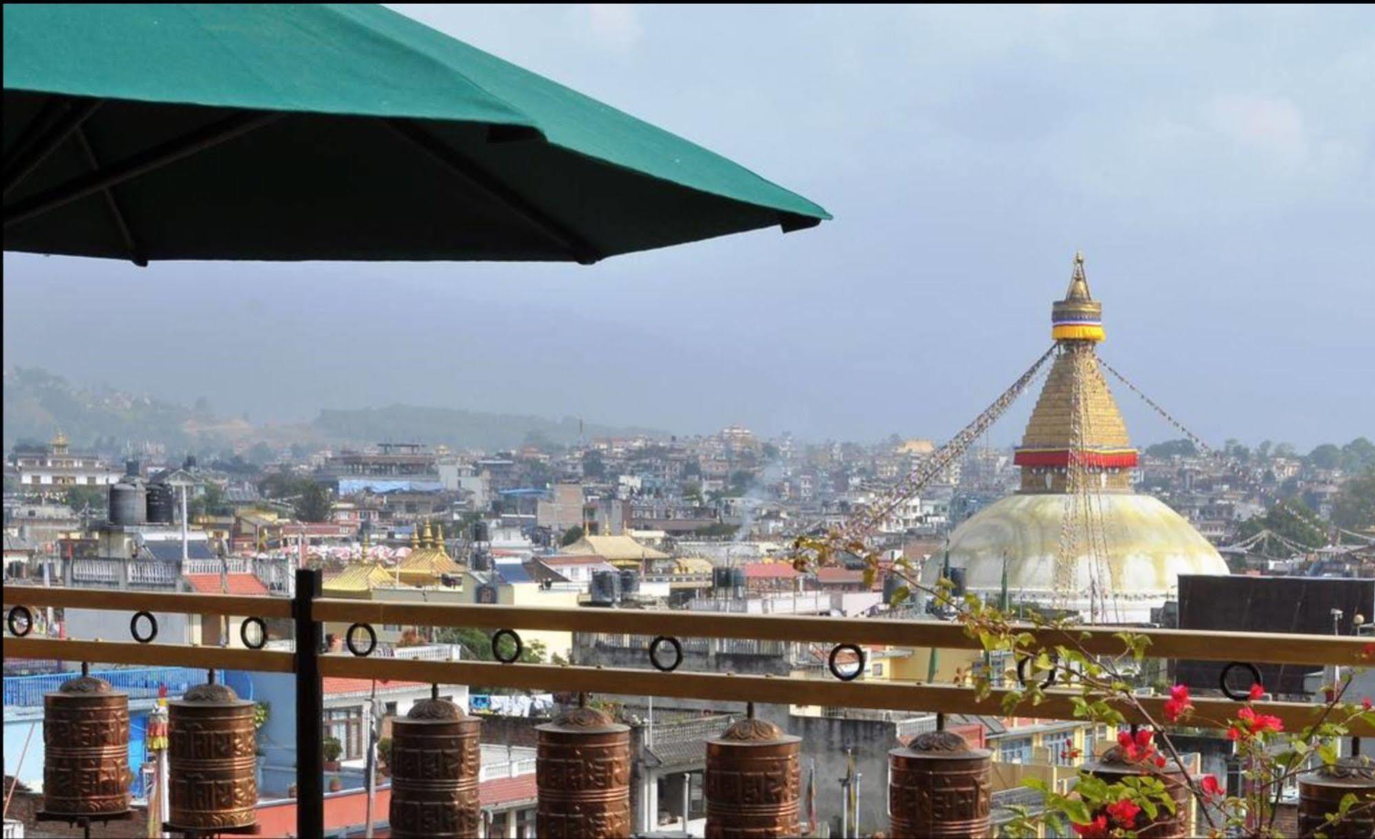 Hotel Tibet International Катманду Екстериор снимка