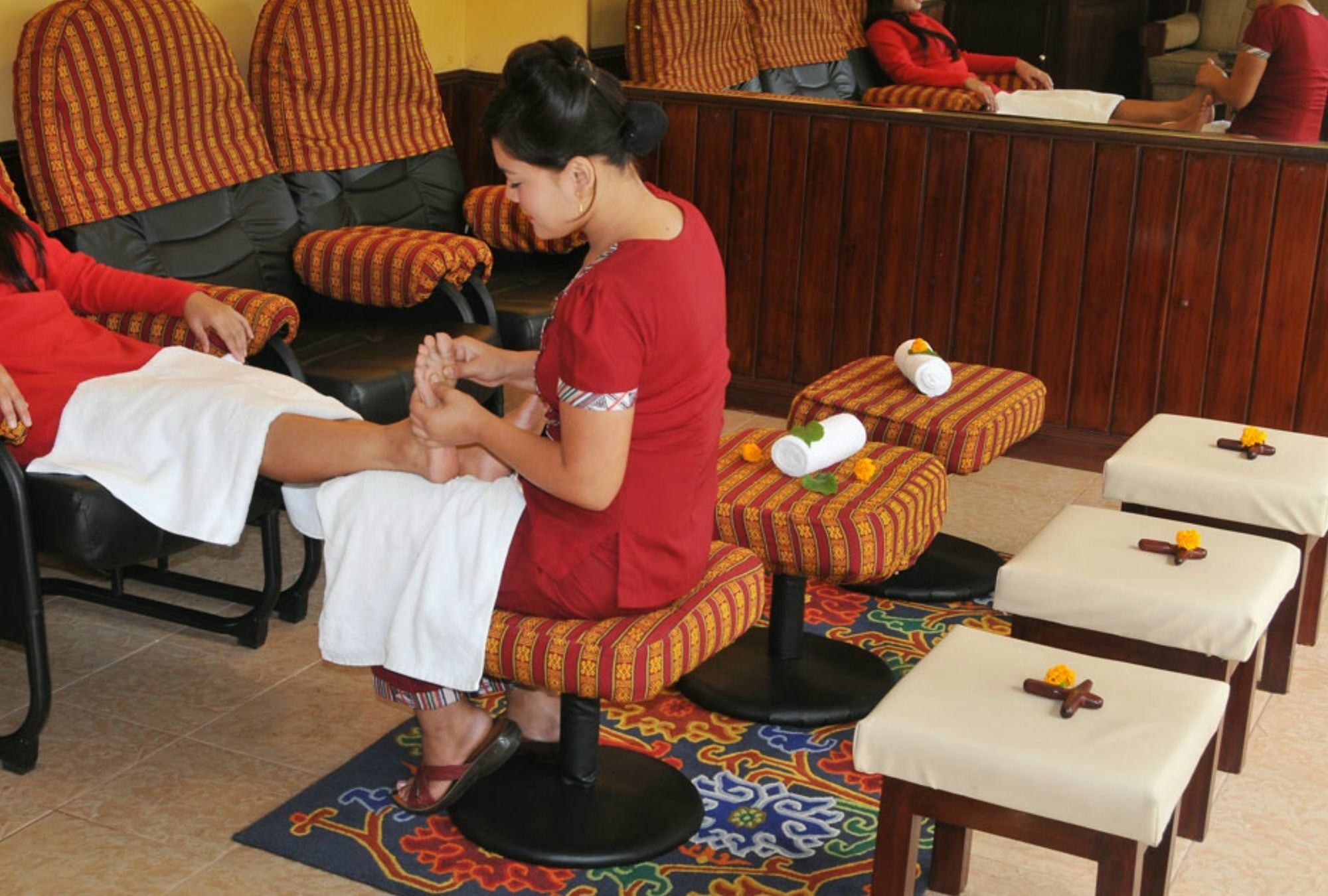 Hotel Tibet International Катманду Екстериор снимка